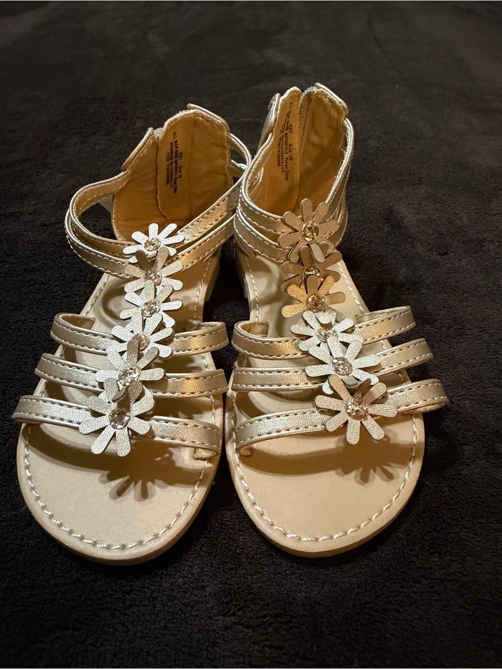 Girls' Floral T-Strap Metallic Sandals - Gold